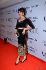 Jacqueline Fernandez at Vogue_s 5th Anniversary bash in Trident, Mumbai on 22nd Sept 2012 (107).JPG